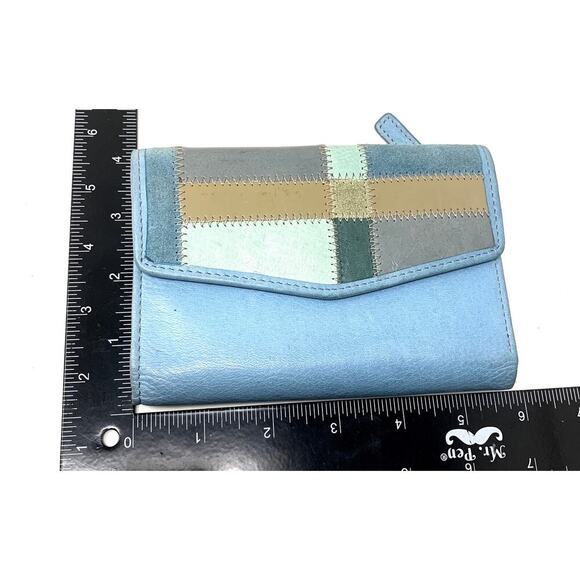 Vintage Fossil Blue Patchwork Leather Bifold Wallet ID Coin Pouch Cards Bills - Picture 6 of 6
